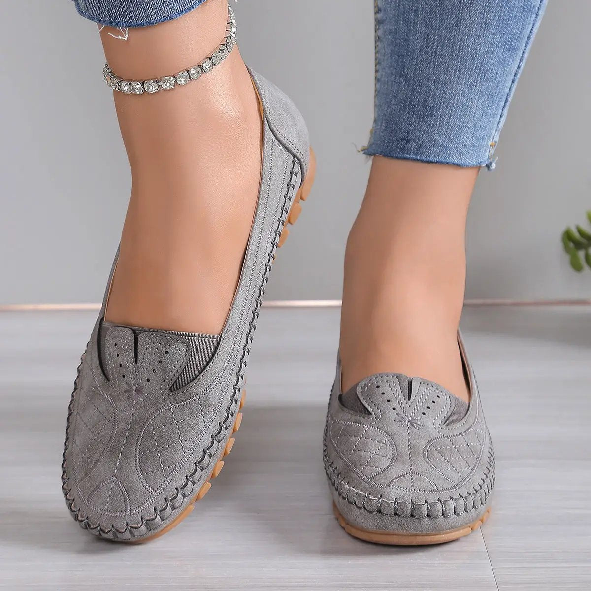 New Women's Retro Casual Flat Shoes by Dropshipman