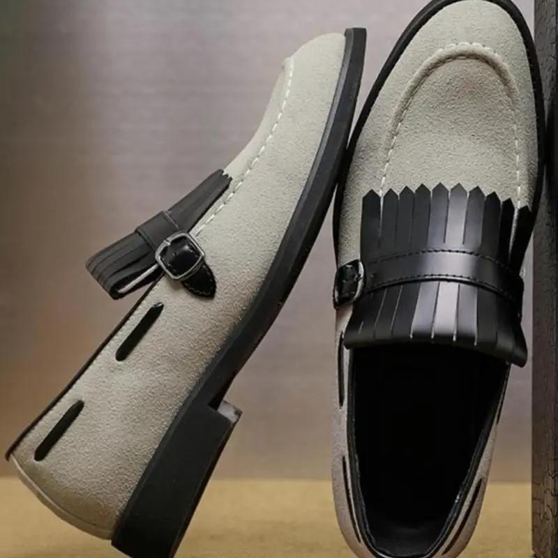 Men's Solidcolor Loafer Shoes With Tassel Accents by Dropshipman