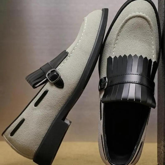 Men's Solidcolor Loafer Shoes With Tassel Accents by Dropshipman