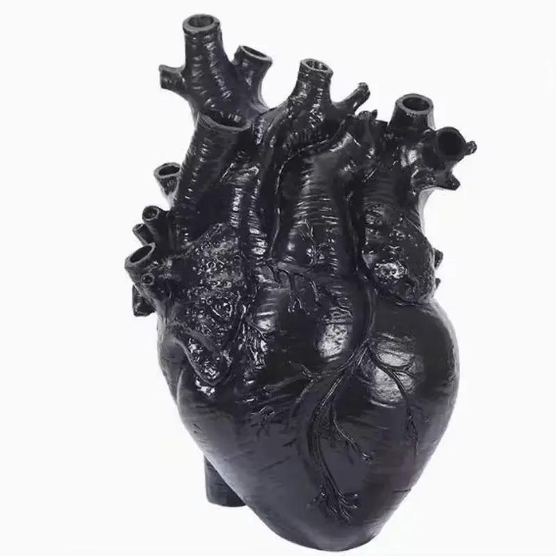Popular Cross-Border New Texture Heart Vase Flower Cuttings Home Decoration Vase Ornaments Desktop Resin Handicrafts by All Mart Bristol Ltd
