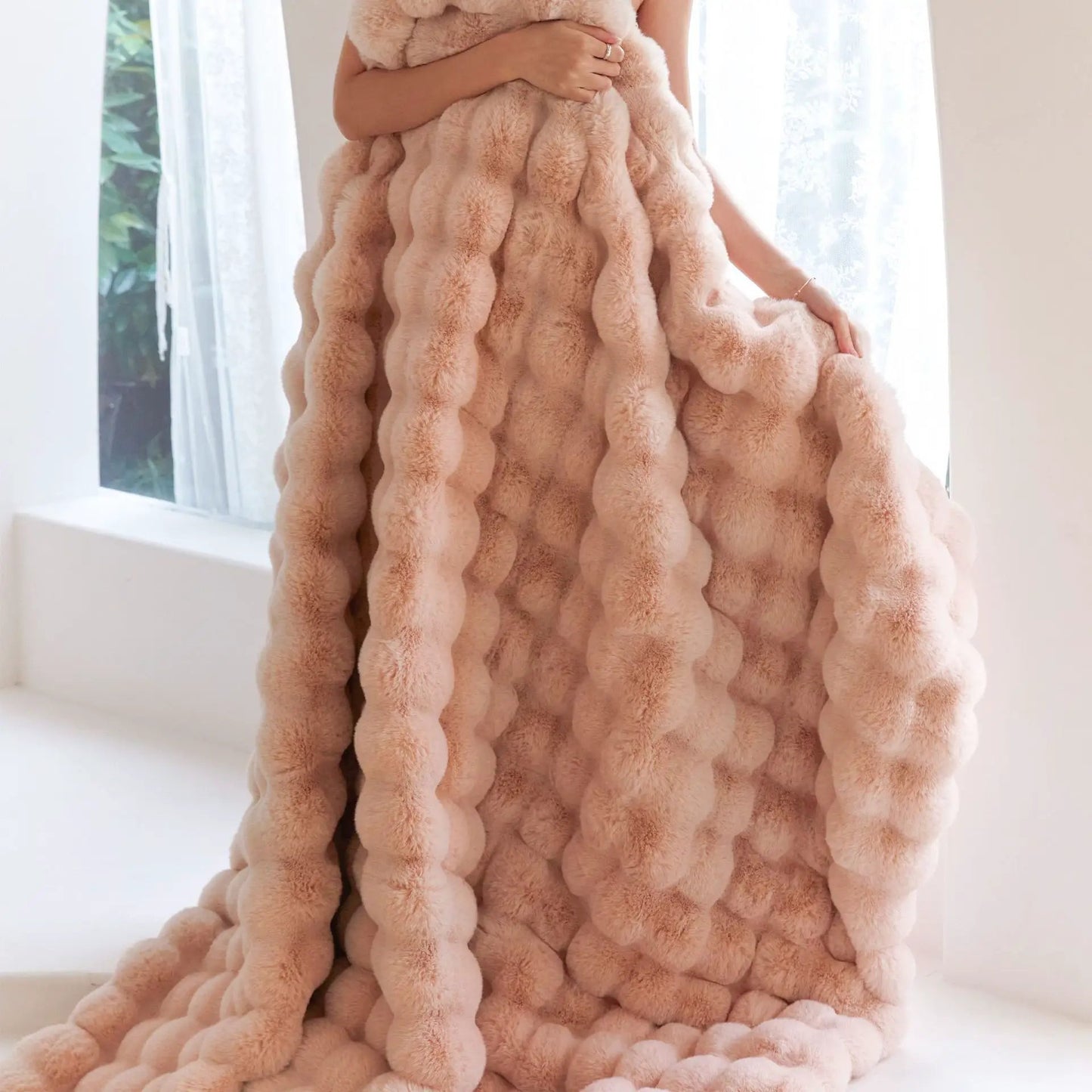 Polyester Carpet Rabbit Bubble Velvet Thickened Nap Blanket Quilt by Dropshipman