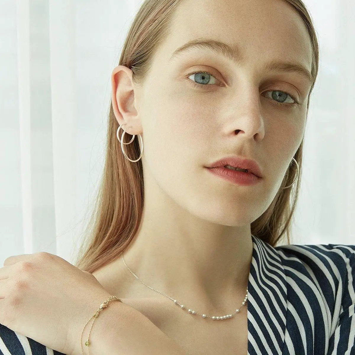 17mm hoop earrings by Nabi London