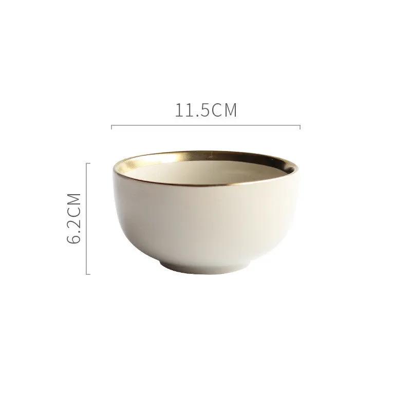 Dishes and utensils by Dropshipman