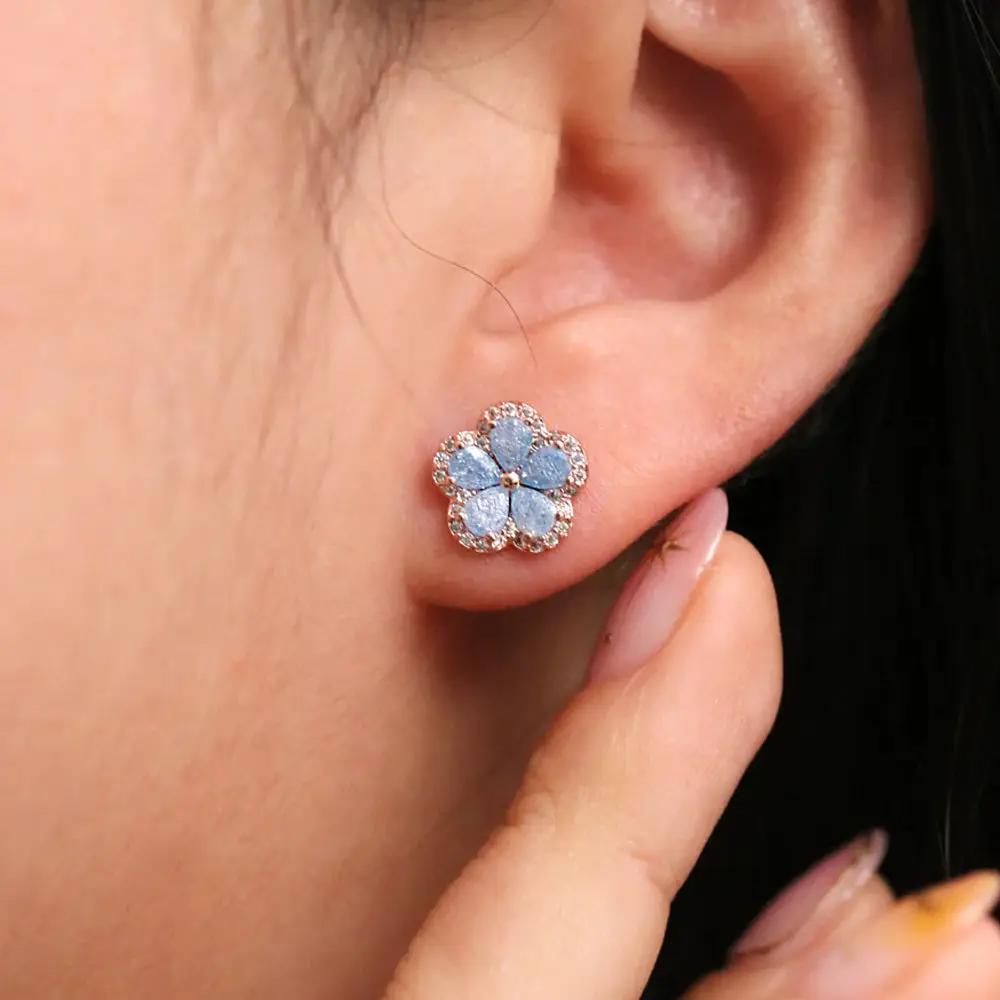Flower earrings by Nabi London