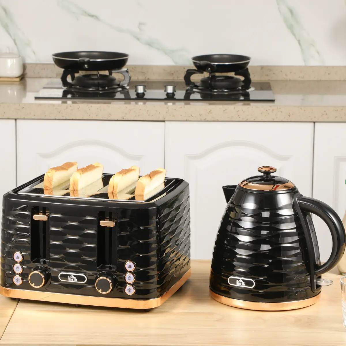 HOMCOM Kettle and Toaster Set 1.7L Rapid Boil Kettle & 4 Slice Toaster Black by HOMCOM