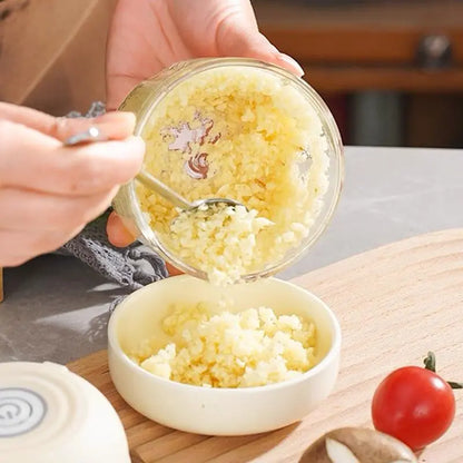Electric Food Shredder, Mini Meat Grinder, Garlic Puree Maker, USB Charging, Portable Kitchen Gadget for Minced Meat, Vegetable, Onion, Ginger, Chili, Rechargeable Lithium Battery Raccoon Cheese Grater Lychee Peelers