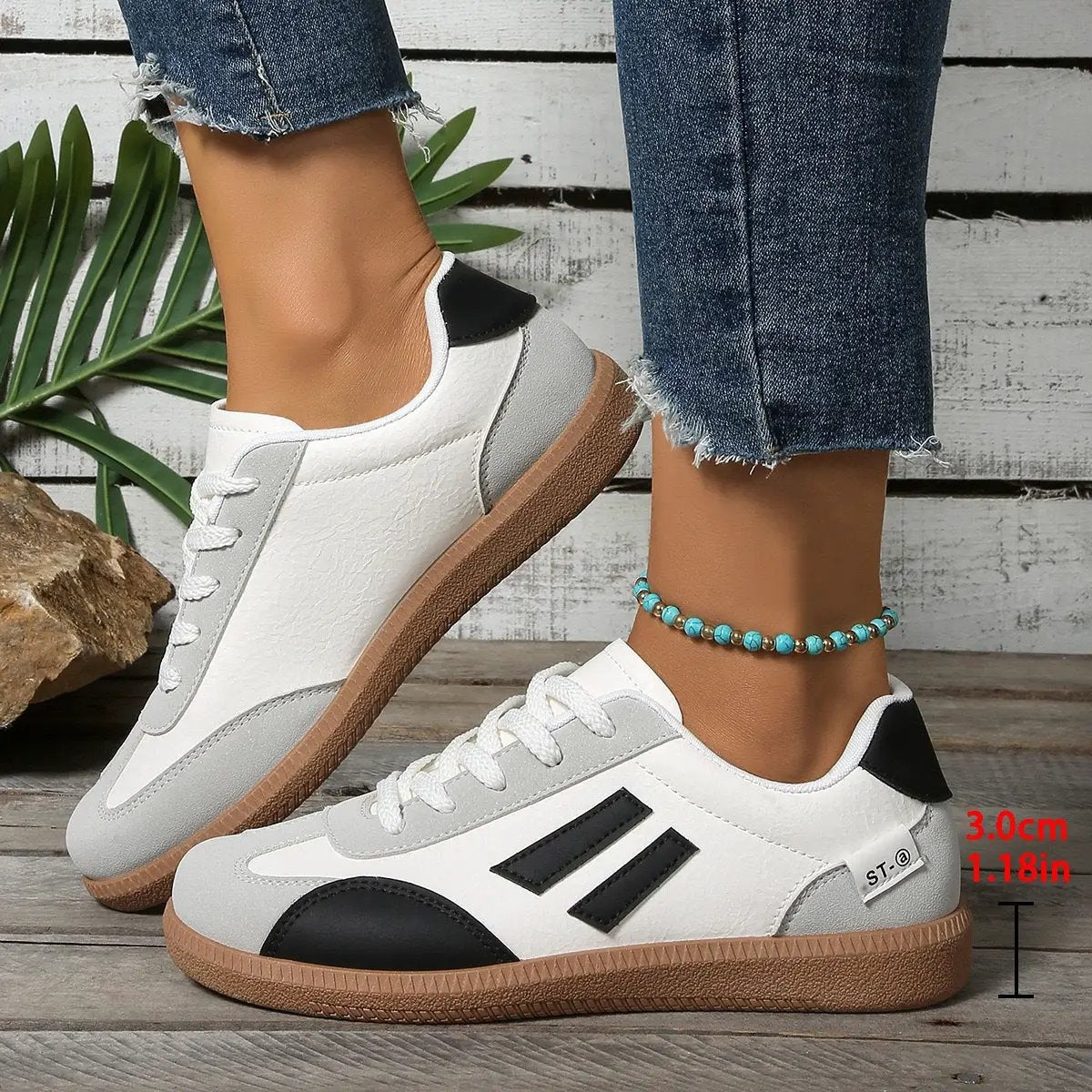 Womens Retro Flat-Soled Plus-Size Sneakers by Dropshipman