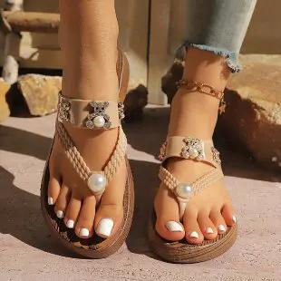 Women's Flip-flops Fashionable New Style For Outdoor Wear With Flower Design by Dropshipman