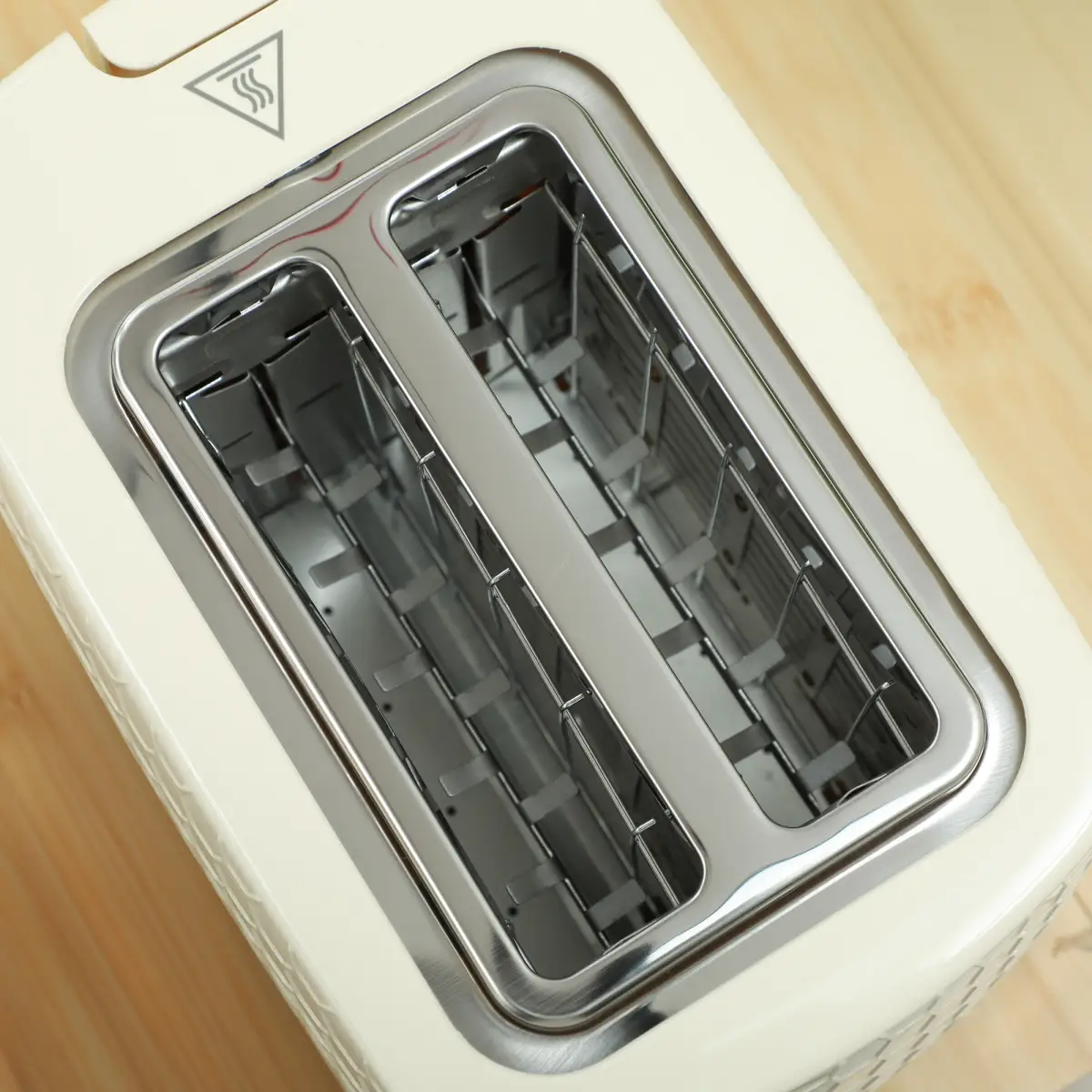 Kettle and Toaster Set by N/A