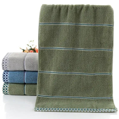 Cotton embroidered towel by Dropshipman