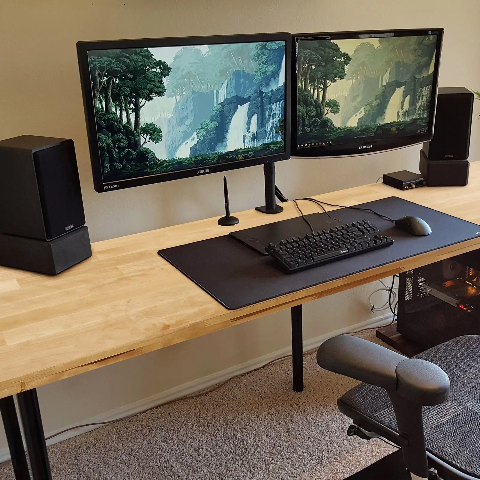 VEVOR Wood Table Top, 29.5" x 23.6" x 1.5", 330lb Load Capacity, Universal Solid One-Piece Maple Wood Desktop for Height Adjustable Electric Standing Desk Frame, Rectangular Countertop for Home Office by All Mart Bristol Ltd