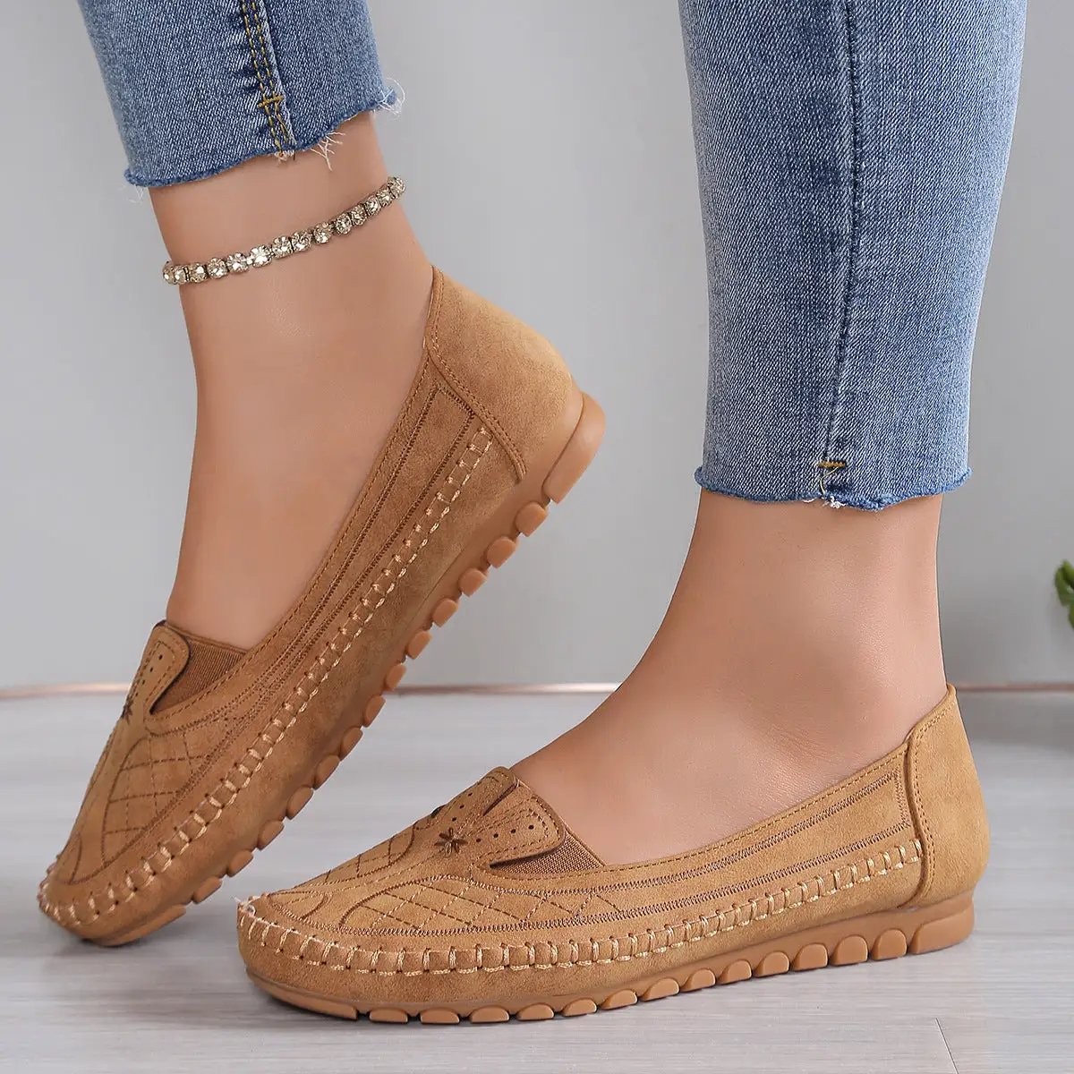 New Women's Retro Casual Flat Shoes by Dropshipman