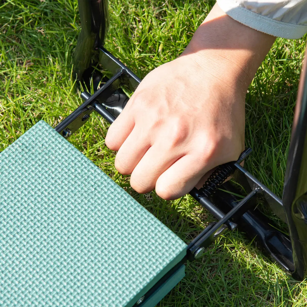 Garden 2 in 1 Kneeler Bench-Green/Black by Outsunny