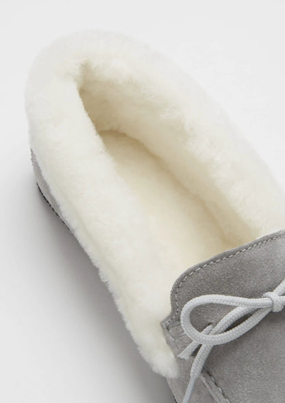 Women's slippers, sheepskin, dove grey suede by Hugs & Co.