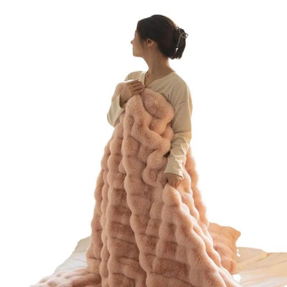 Polyester Carpet Rabbit Bubble Velvet Thickened Nap Blanket Quilt by Dropshipman