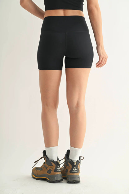 CloudLight Contour Seam Biker Shorts – Black by Me & I