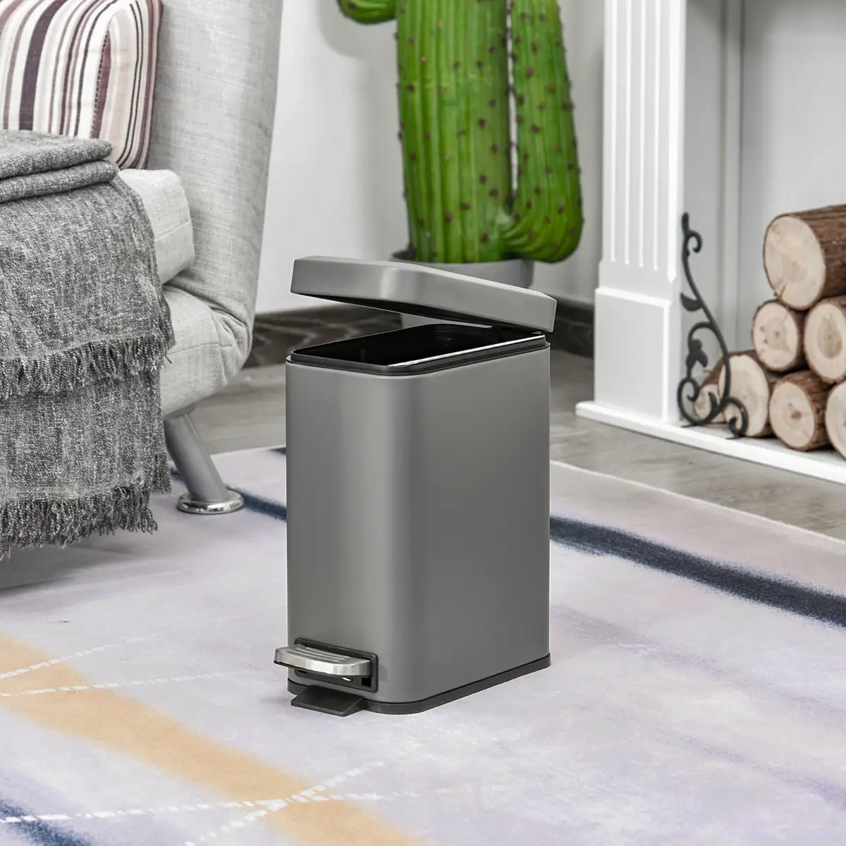 5L Steel Step Trash Can with Quiet-Closed Lid, Silent and Gentle Open, by HOMCOM