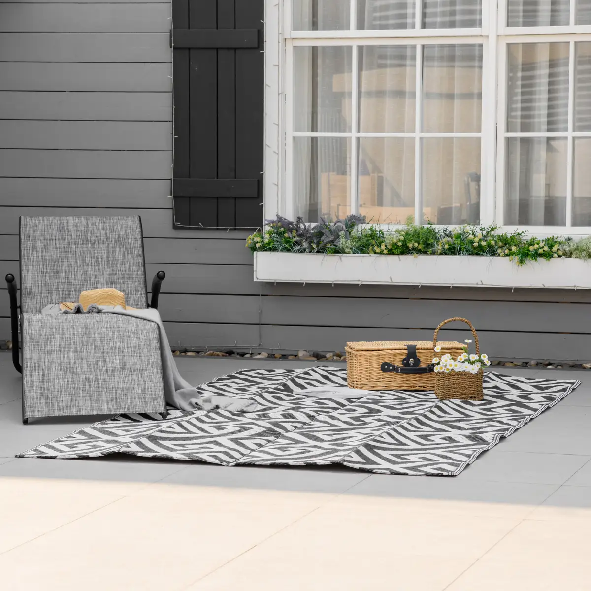 121x182cm Reversible Outdoor Rug Portable Plastic Straw RV Outsunny by Unbranded