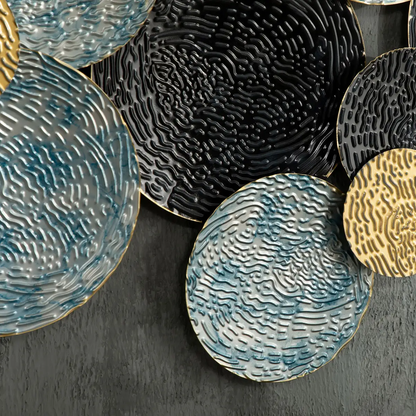 HOMCOM Minimalist Metal Wall Art Circle Home Hanging Wall Sculpture, Blue by Unbranded