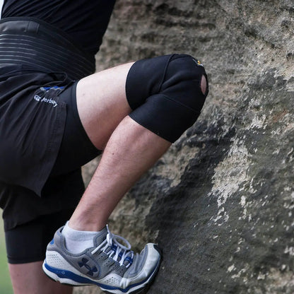 Self Heating Thermal Knee Support by Fireactiv