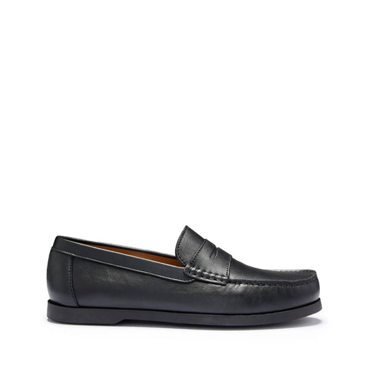 Boat Loafers, black leather by Hugs & Co.