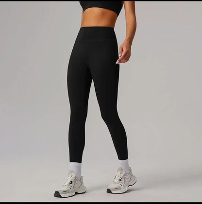 Eclipse Seamless Contour Leggings – Jet Black by Me & I