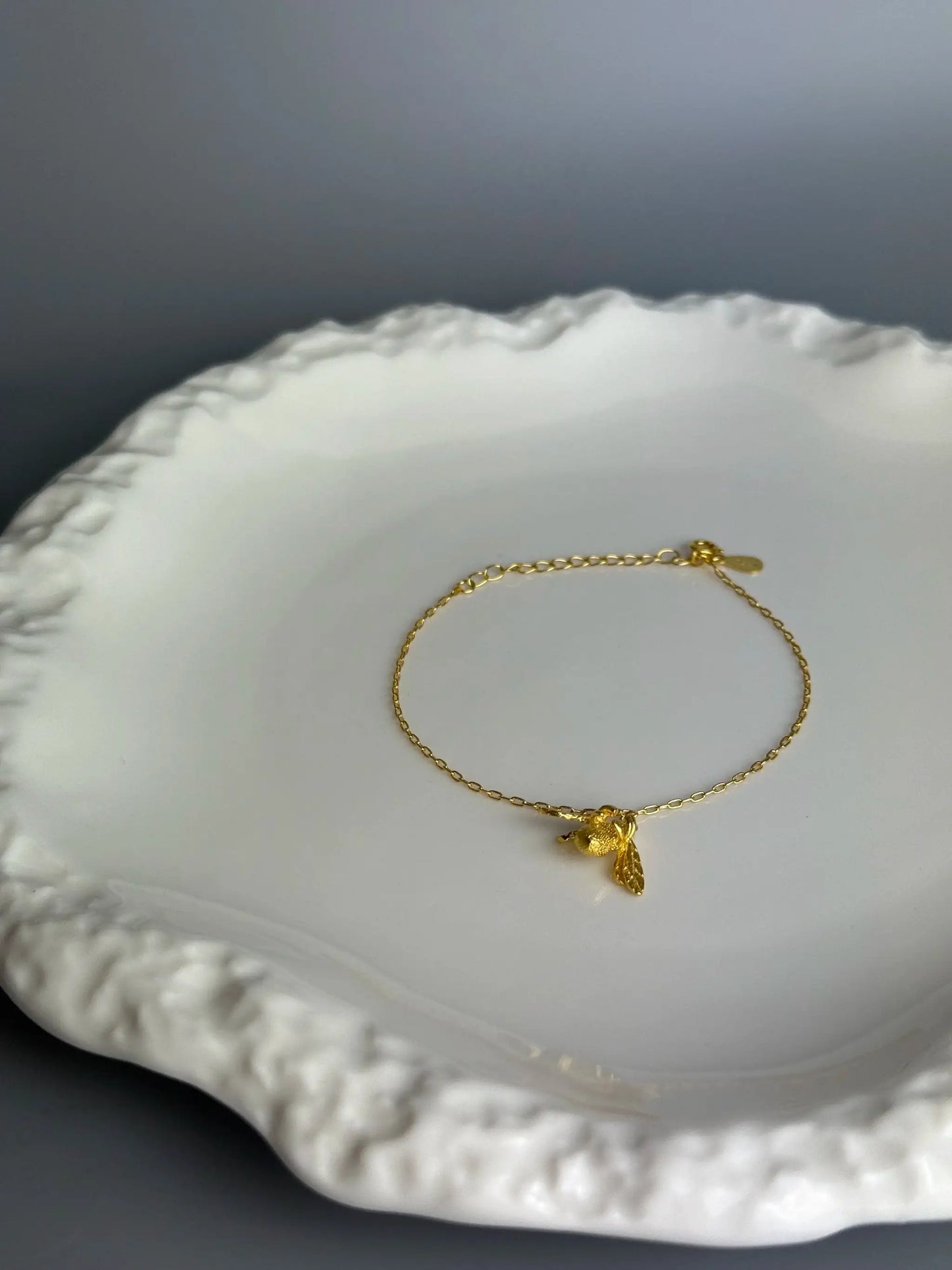 16K Gold Plated 925 Sterling Silver Big Bee Anklet by LAURRÈ Jewellery