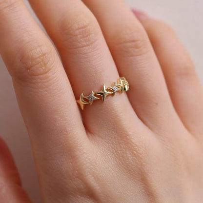 Star shine ring by Nabi London