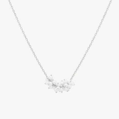 Pearl necklace by Nabi London