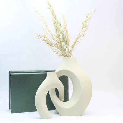 A Set of Hugging Vase Ornaments, Home Decoration Ornaments Vase, Dry Vase, Office, Entrance Cabinet Decorative Vase by All Mart Bristol Ltd