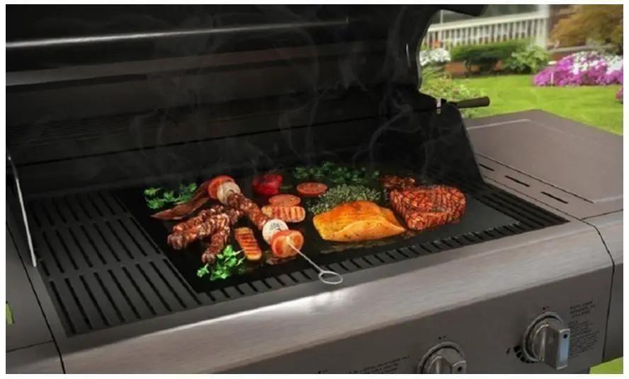 Vinsani Non-Stick BBQ Grill Mat (40 x 33 cm) – Universal Barbeque Baking Oven Liners Reusable and Dishwasher Safe Indoor Outdoor BBQ Cooking Mats for Charcoal Electric Gas Grill Kitchen Ovens – Black by Vinsani