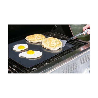 Vinsani Non-Stick BBQ Grill Mat (40 x 33 cm) – Universal Barbeque Baking Oven Liners Reusable and Dishwasher Safe Indoor Outdoor BBQ Cooking Mats for Charcoal Electric Gas Grill Kitchen Ovens – Black by Vinsani