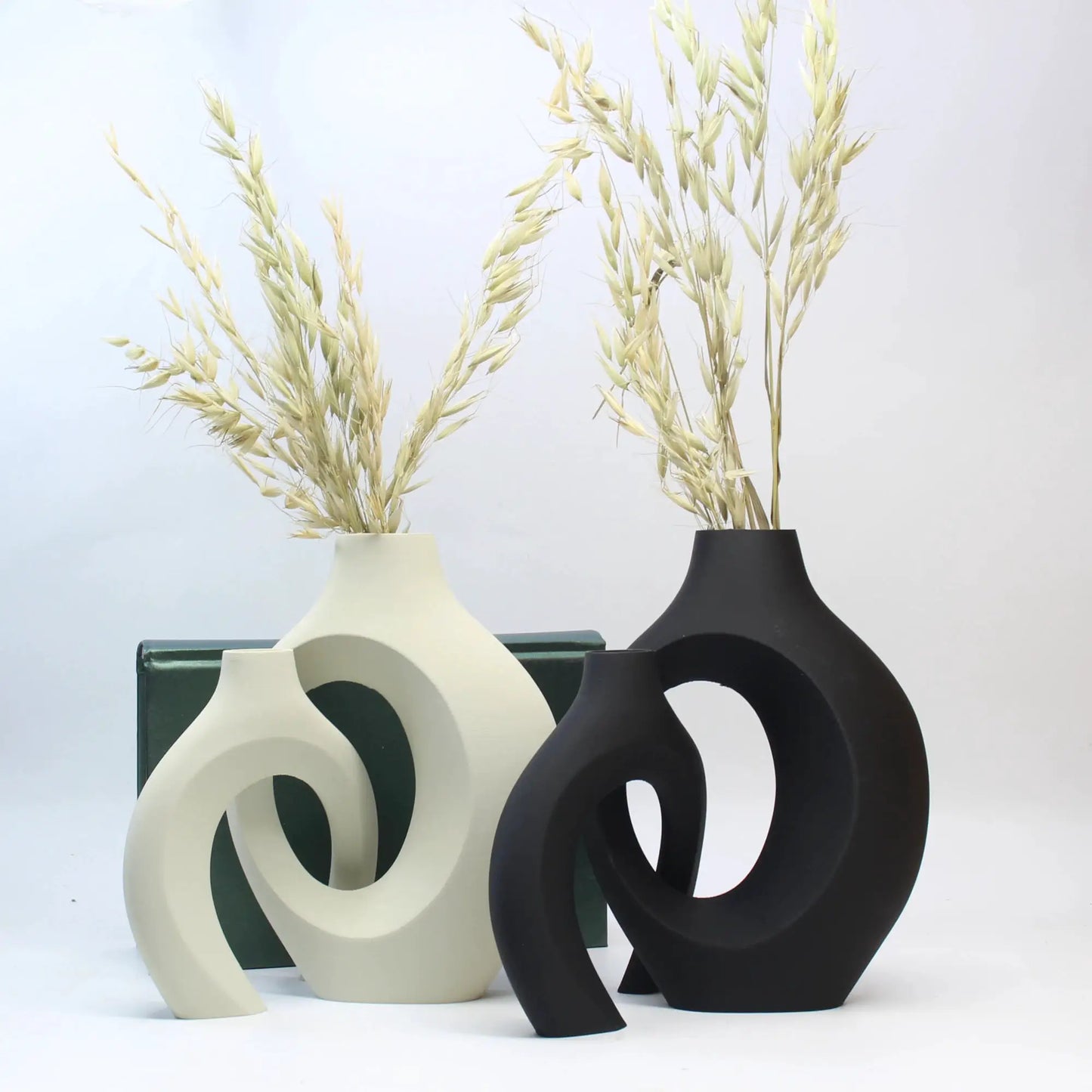 A Set of Hugging Vase Ornaments, Home Decoration Ornaments Vase, Dry Vase, Office, Entrance Cabinet Decorative Vase by All Mart Bristol Ltd