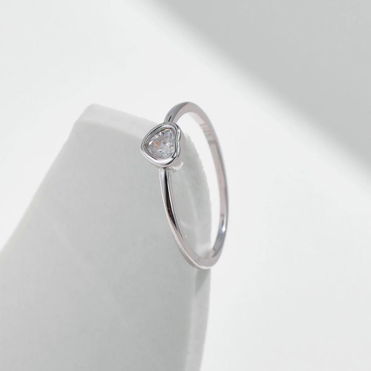MODIAN Heart shape Cut Moissanite Solitaire Wedding Ring For Women 925 Sterling Silver D Color Wedding Band Fine Jewelry by All Mart Bristol Ltd
