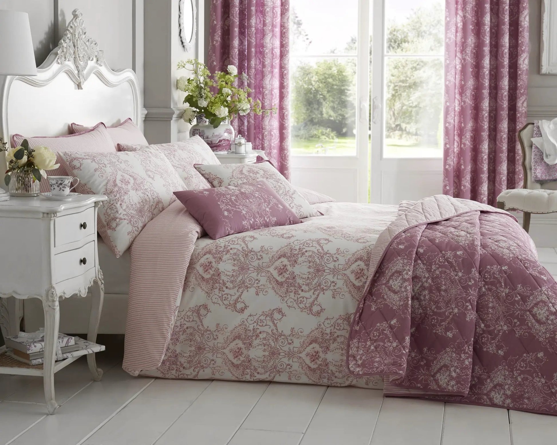 Toile 200 Thread Count Cotton Rich Duvet Cover Set by Bellissimo Home