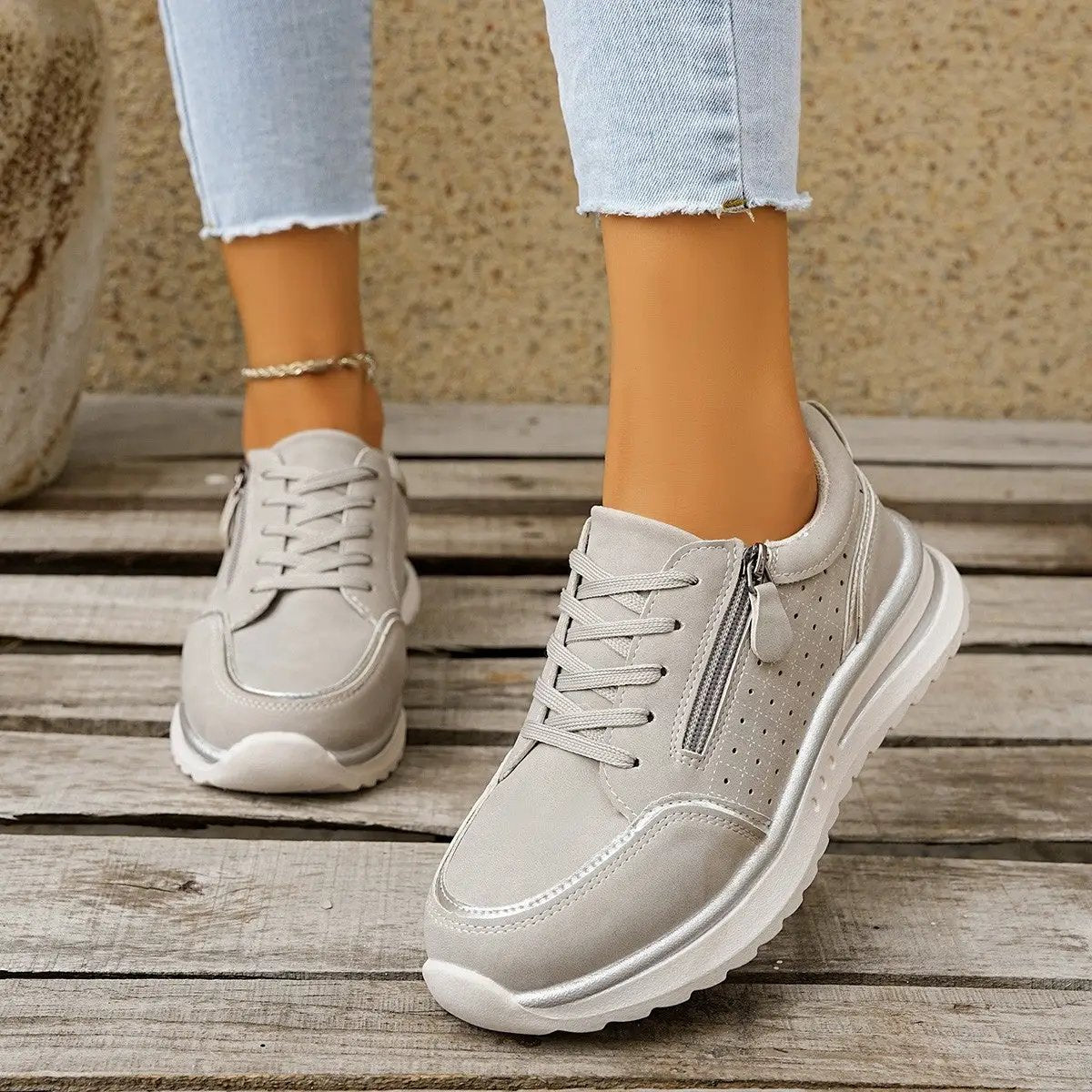 Side-zip Breathable Sneakers With A Chunky Sole For Comfort by Dropshipman