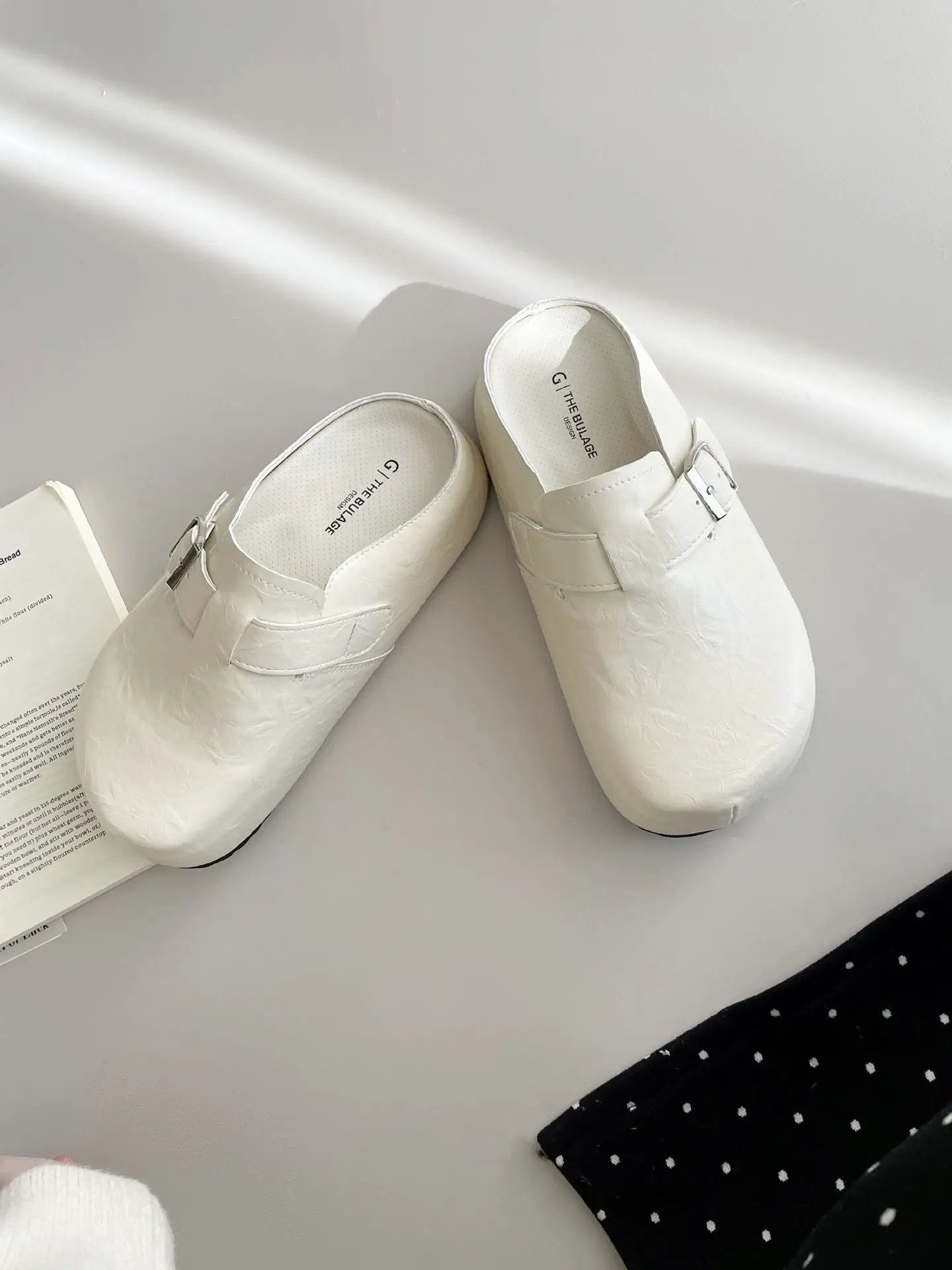 Flat Buckle Casual Sneakers Student All-matching Outer Wear Slippers by Dropshipman