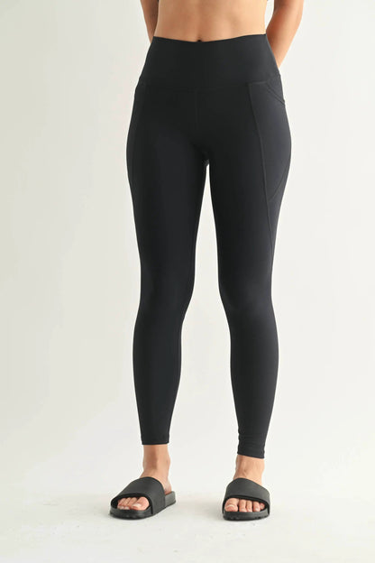 Move with confidence in the CloudLight Sculpt High-Waisted Leggings. by Me & I
