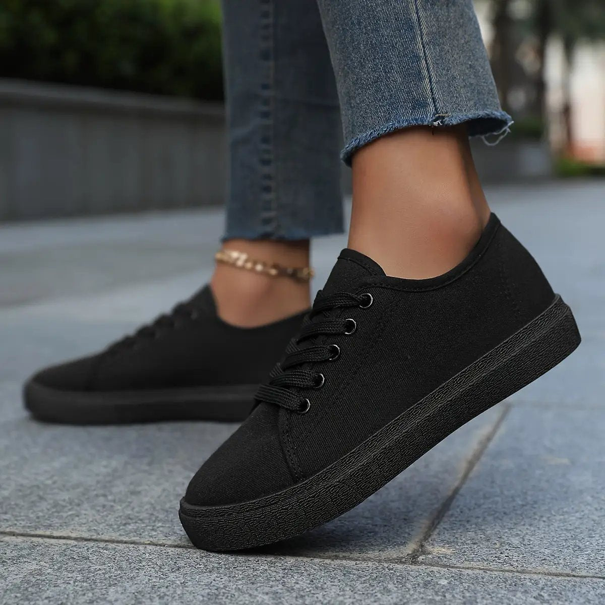 Canvas Shoes Soft Bottom Couple Plus Size Men And Women by Dropshipman