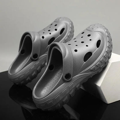 Men's Fashionable Non-slip Breathable Slippers by Dropshipman