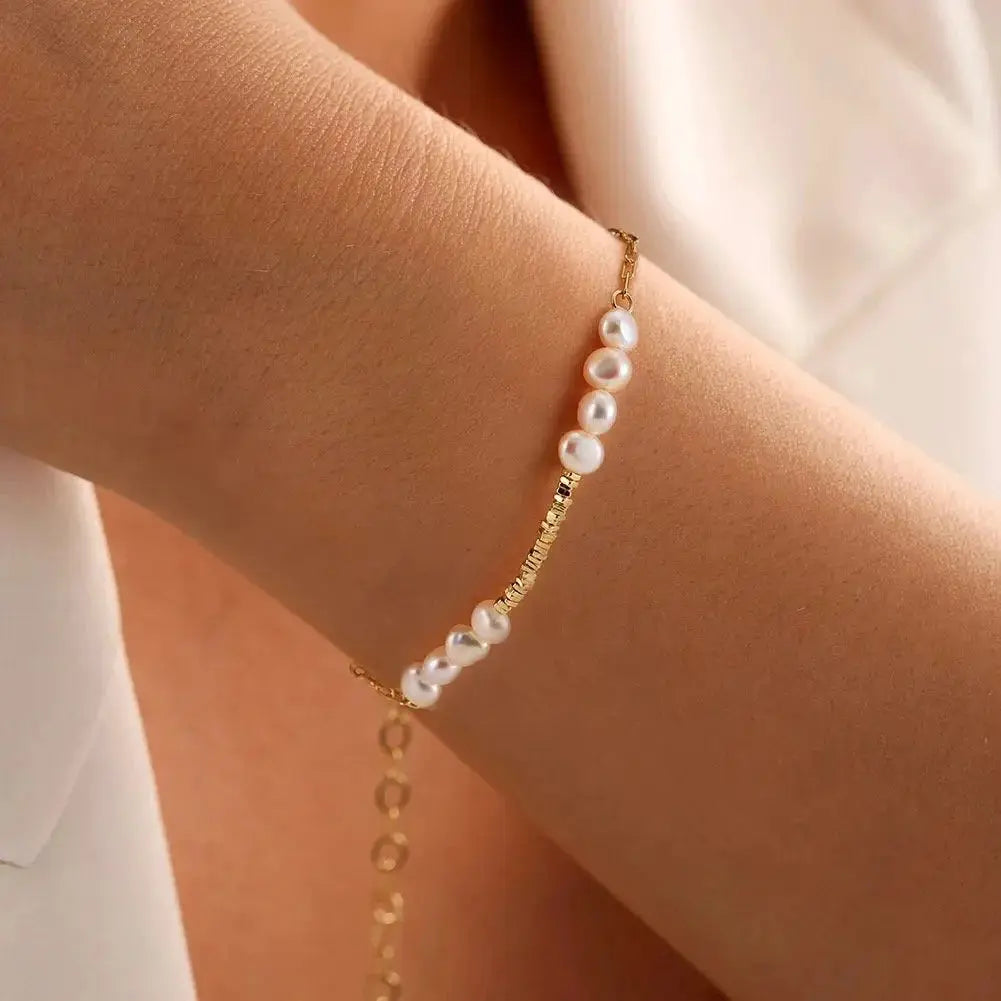 Minimalist Baroque Freshwater Pearl Bracelet – 14K Gold Plated 925 Silver by LAURRÈ Jewellery