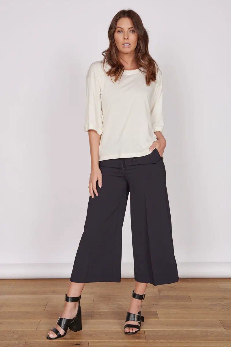 Gabi Cream Classic Oversized T-Shirt by Jeetly.com