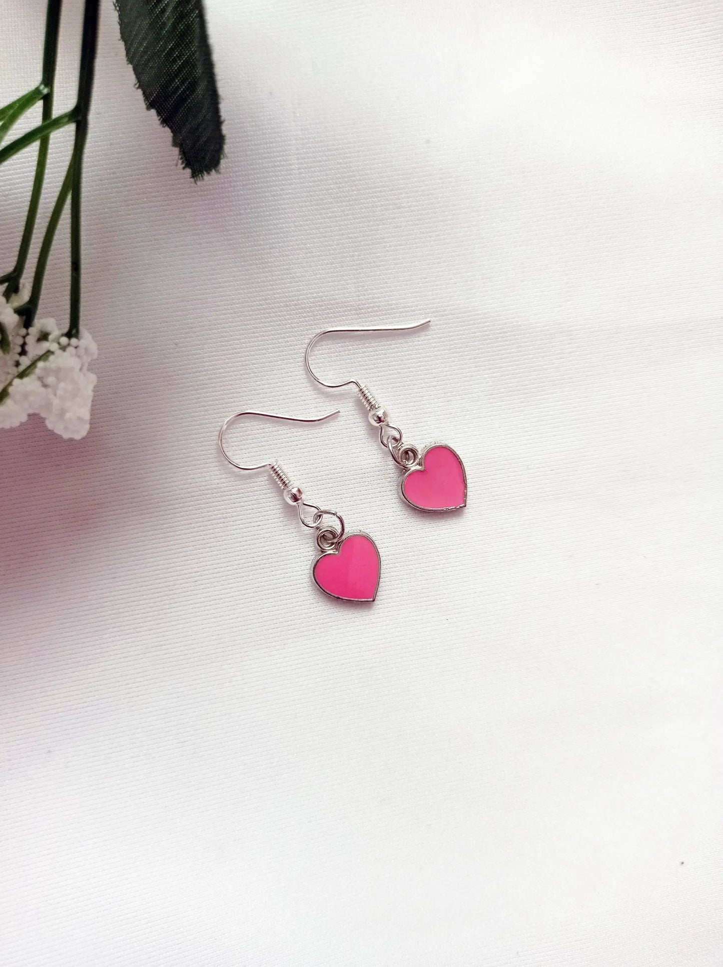 Rose Pink Hearts Earrings, Playing Cards inspired Queen of Hearts | by lovedbynlanla by Lovedbynlanla