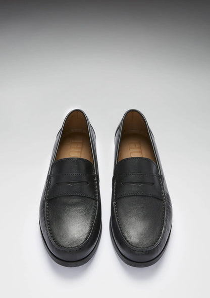 Boat Loafers, black leather by Hugs & Co.