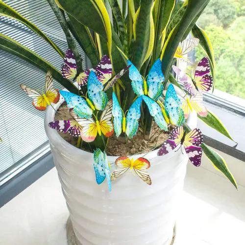 Set of 18 Glow in the Dark Butterflies by Avilo
